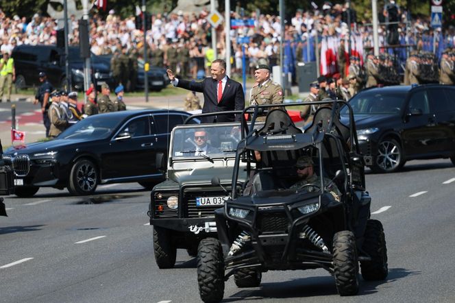 Warszawa. Defilada z okazji Święta Wojska Polskiego