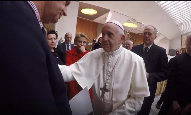 Posłanka z Torunia spotkała się z papieżem Franciszkiem. Przekazała mu raport dotyczący pedofilii w kościele