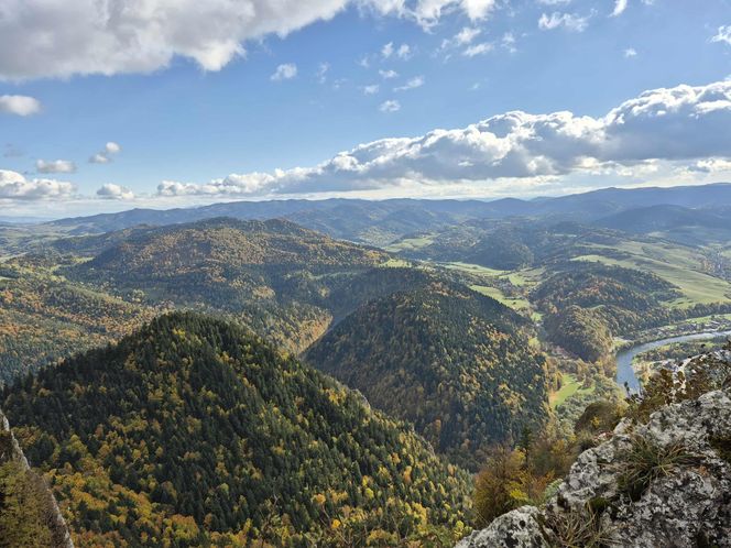 To jedno z najstarszych polskich uzdrowisk najpiękniej wygląda jesienią. Kurowali się w nim Sienkiewicz, Prus, Matejko i Konopnicka