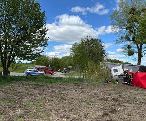 Śmiertelny wypadek pod Olsztynem. 39-latek zignorował znak stop? [ZDJĘCIA].