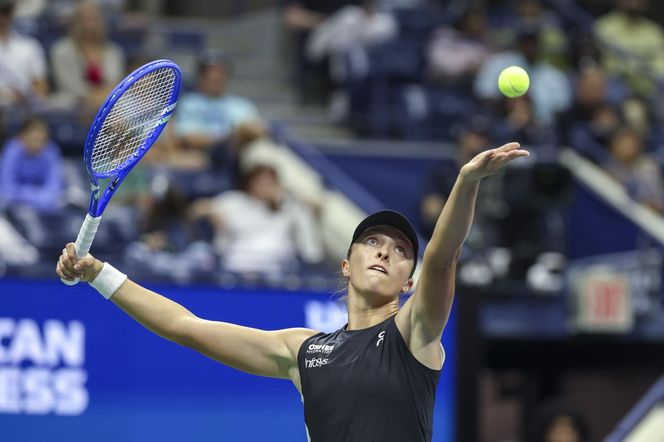 Iga Świątek w 1/8 finału US Open. Trudny mecz i awans Polki po zaciętej walce z Kalinską