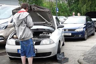 Blokada stacji Orlen w Bielsku-Białej. Samochody się zepsuły