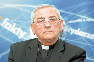 Bp Tadeusz Pieronek: Polityka jest zakałą świąt!