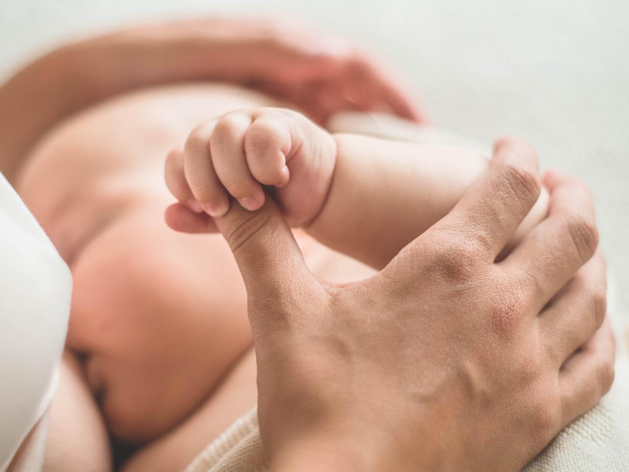 Dlaczego kobiety rezygnują z karmienia zbyt wcześnie? 