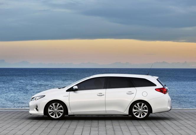 Toyota Auris Touring Sports