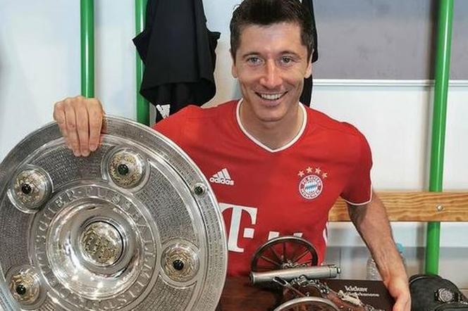 Robert Lewandowski dostanie nagrodę FIFA The Best? Kursy bukmacherów szokują, nie mają wątpliwości!