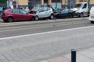 Kilkanaście osób potrąconych w centrum Szczecina. Kierowca ciężarówki uciekł