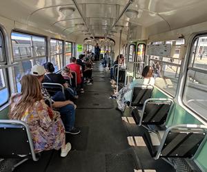 Zabytkowe tramwaje i autobusy na ulicach Wrocławia! Sprawdź, gdzie znaleźć je w sierpniu 