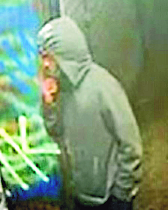 Szalał na Queensie z myśliwskim nożem