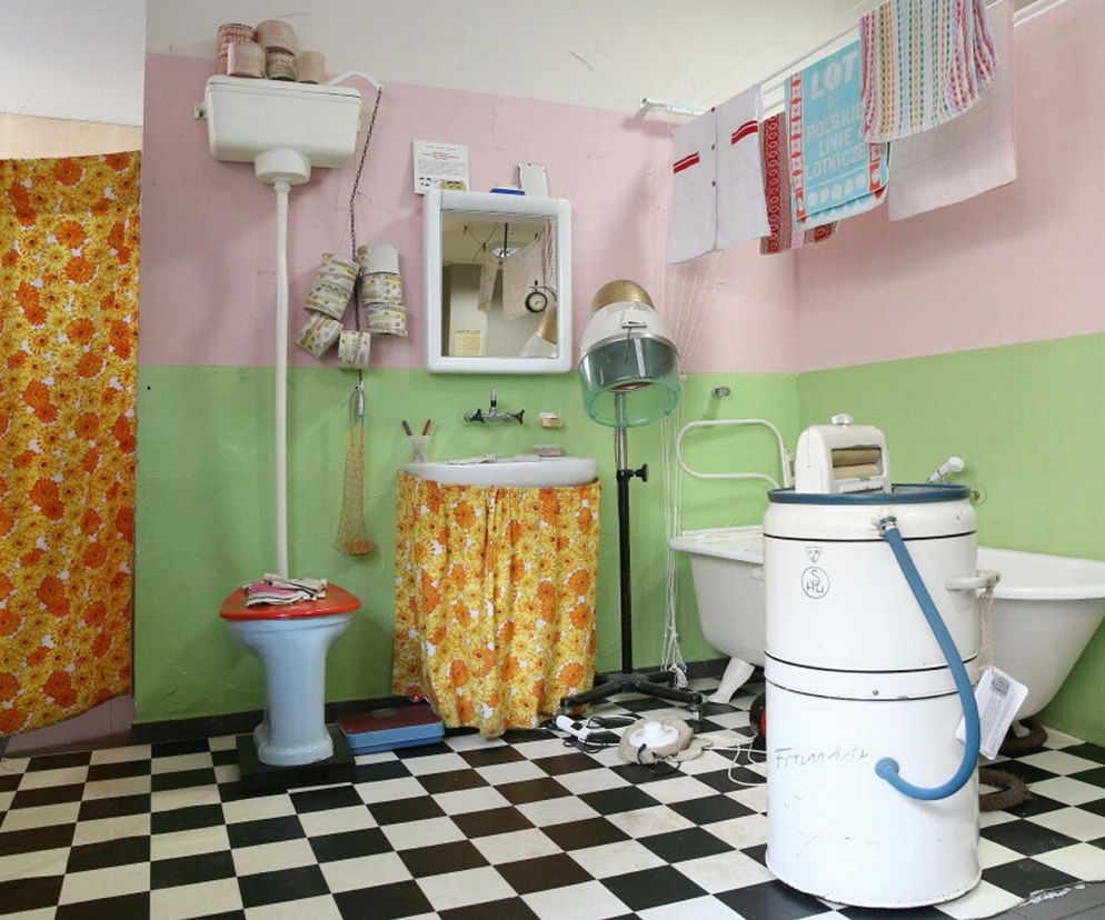 PRL-owska podróż w Noc Muzeów 2025. Muzeum Mydła i Historii Brudu zaprasza