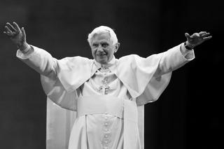 Polscy biskupi wezmą udział w pogrzebie Benedykta XVI
