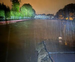 Ustroń pod wodą po nocnej ulewie. Po północy wylał potok Młynówka. Pod wodą wiele ulic i domów