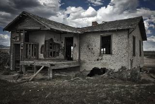 Cegielnia Psucka. Wybuch gazu w domu! Kobieta z poparzoną twarzą! Pechowa przyczyna