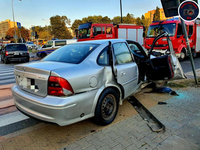 Chrysler roztrzaskał się na Okopowej