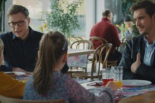 	M jak miłość odc. 1744. Szymek (Staś Szczypiński), Maja (Laura Jankowska), Marcin (Mikołaj Roznerski), Radek (Philippe Tłokiński)