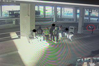 15-latkowie z Krakowa bawili się w gangsterów. Szokujące sceny. Mali bandyci  