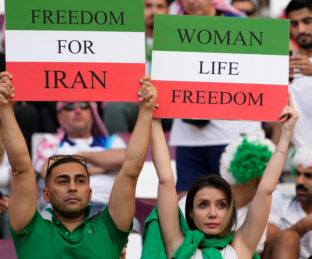Kibice przed meczem Anglia - Iran