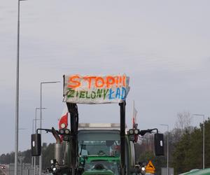 Protest rolników w Podlaskiem. Ciągniki blokują drogi w całym województwie! 