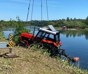 Tragedia nad Dunajcem! Ciągnik z mężczyzną wpadł do rzeki. Nowe informacje