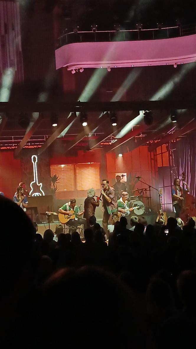 Mrozu na trasie "MTV Unplugged". Wystąpił w Narodowym Forum Muzyki we Wrocławiu [ZDJĘCIA]