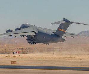  C-17 Globemaster III