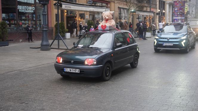 Wielka Szarża w centrum Łodzi. Oddziały konne przeszły przez Piotrkowską