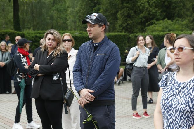 Pogrzeb Joanny Kołaczkowskiej. Tłumy żegnają wybitną artystkę kabaretową