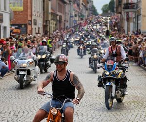 Piknik Country i Folk 2025. Tysiące fanów muzyki przyjechały do Mrągowa na kultowy festiwal
