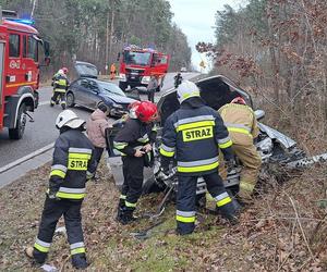 Trzy godziny, trzy wypadki! DK 42 w Krynkach zderzenie Forda i Audi