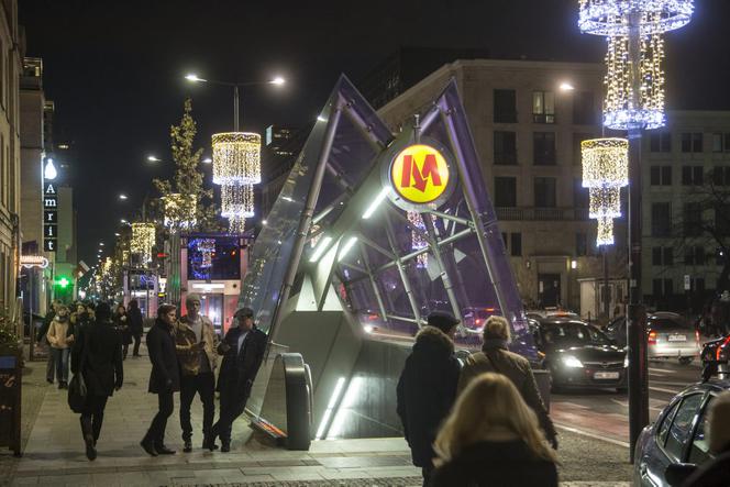 Świąteczne iluminacje w Warszawie