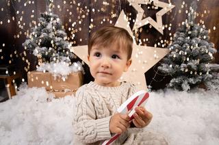 Wiktorek potrzebuje naszej pomocy! Chłopczyk urodził się z rzadką wrodzoną wadą nóżek