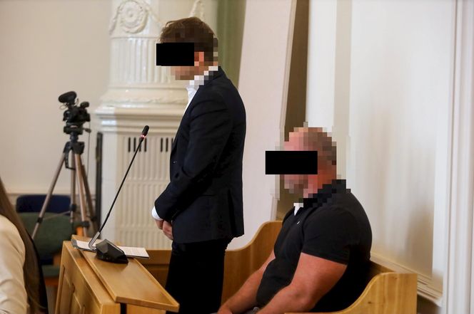 Syn konał na ulicy, a oni tylko stali!