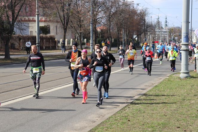 21. Bieg „Recordowa Dziesiątka" - zdjęcia z trasy