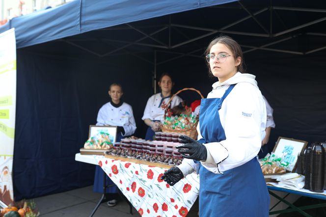 Kulinarny Ogień w Chorzowie już za nami. Wyjątkowe wydarzenie połączyło kucharzy, lekarzy i smakoszy na rynku