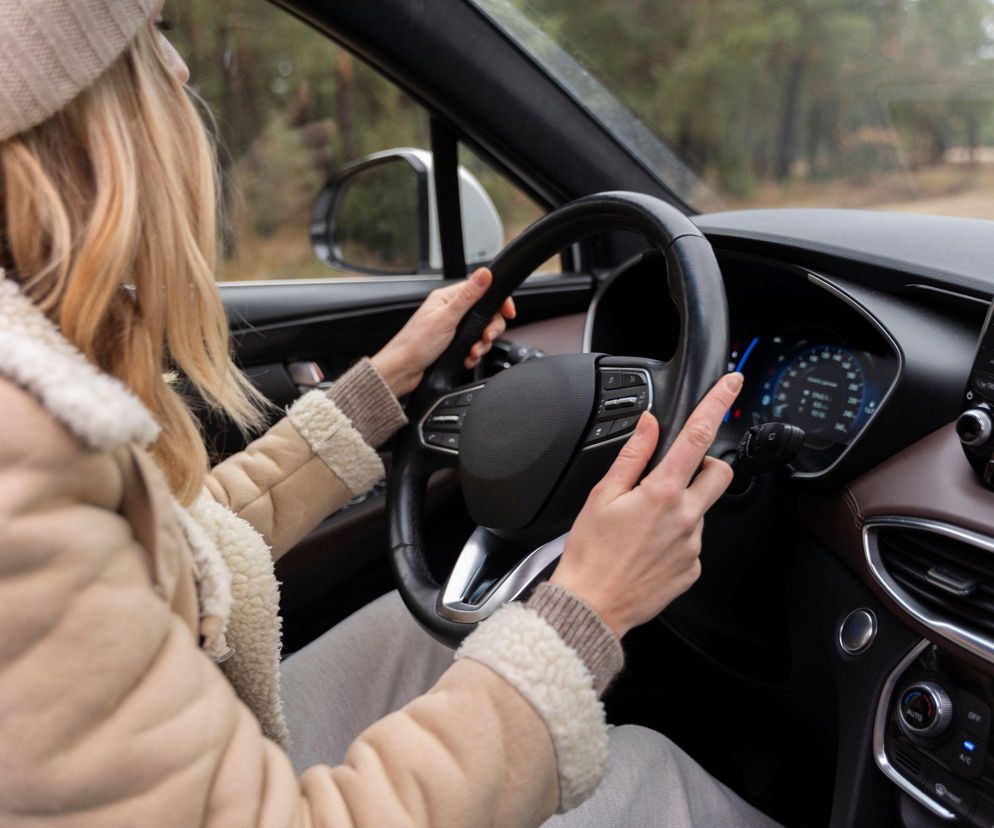 Zarabiasz średnią krajową? Tyle miesięcy musisz odkładać na auto w regionie