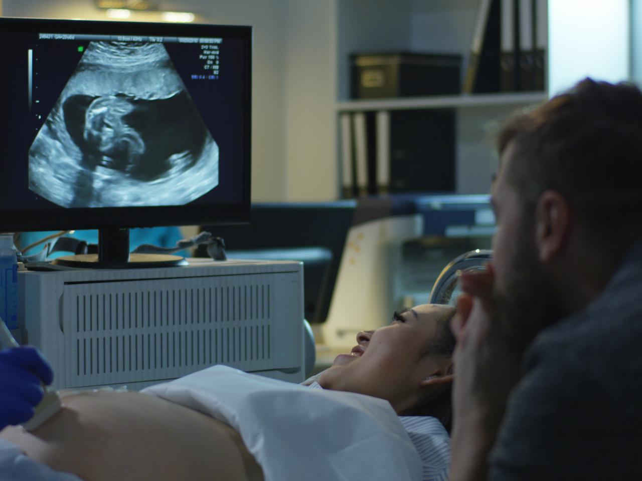 Techniki wspomagania rozrodu - czasem wiążą się z powikłaniami