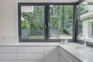 Profile okienne: dopasuj kształt profili okien z PCV do stylu domu