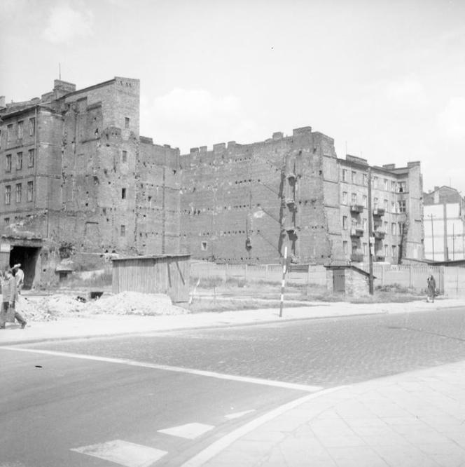 Tak kiedyś wyglądała ul. Złota! Archiwalne zdjęcia centrum Warszawy (1968)