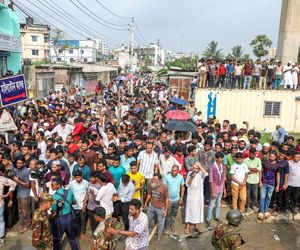 Samolot spadł na szkołę! Dziesiątki zabitych, 170 rannych
