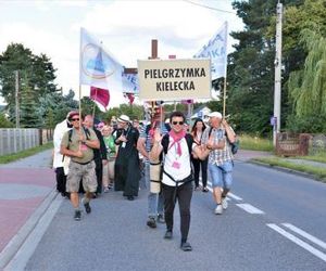 Relikwie bł. Carla Acutisa w kieleckiej pielgrzymce 