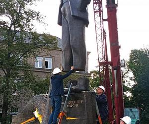 Zabrze: Stawiają pomnik Zbigniewa Religi ZDJĘCIA