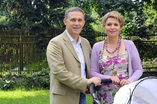 M jak MIŁOŚĆ. Maria Rogowska (Małgorzata Pieńkowska), Artur Rogowski (Robert Moskwa)