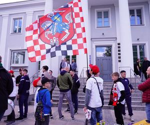 Siatkarze KPS-u z medalami na szyi, dziękowali kibicom za udany sezon