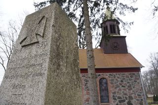 Pomnik w Karsku