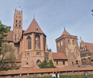 Ten pieszy szlak turystyczny ma ponad 250 km. Z Olsztyna można dojść nim aż do Torunia