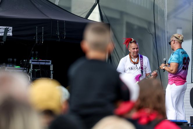 Śląska Scena Letnia na promenadzie przy Stadionie Śląskim w Chorzowie