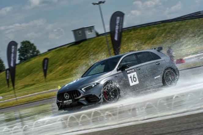 AMG Driving Academy 2021