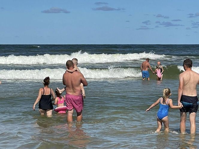 Koloniści topili się w Bałtyku! "Mogło dojść do jednej z największych tragedii nad polskim morzem"