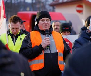 Protest przeciw budowie zbiornika w Szczurowej