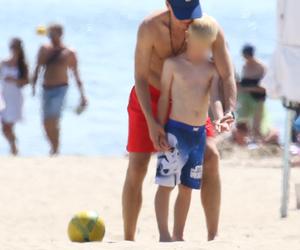 Marcin Moreczk jak  Adonis w Sopocie